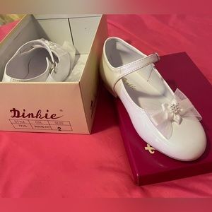 White communion shoes, wore it once for a few hours